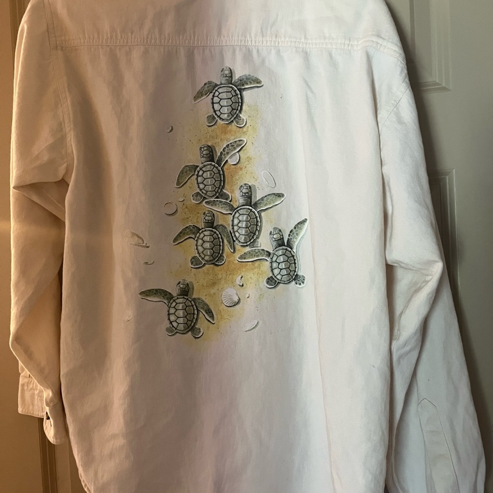 Men’s long sleeve sea turtle shirt